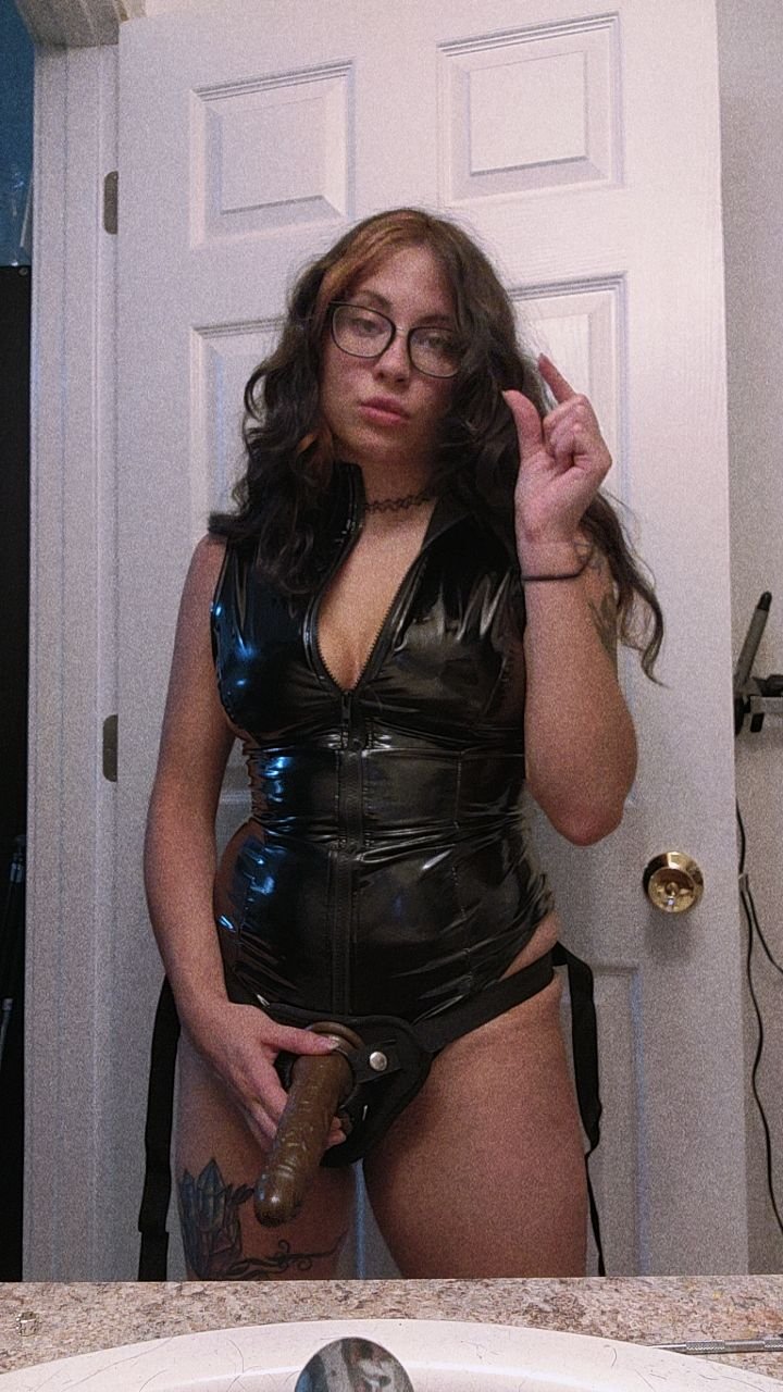 Your Goth Crush #hr8JxkB8