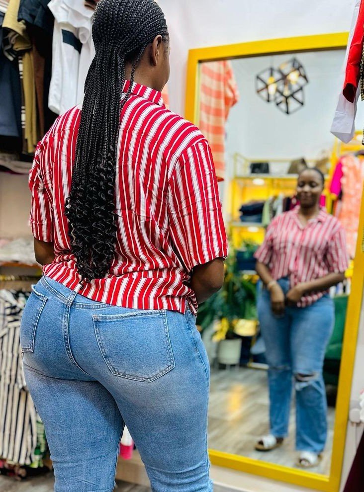 MyType Big Booty Model #16 Curvy Lookin Hella Thick n Dem Jeans .. We Need I.D !! #U9SircEu