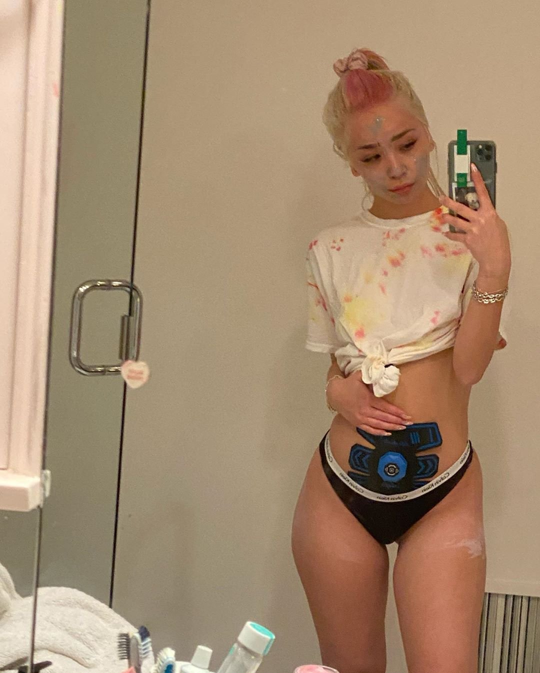 My Friend's Girlfriend Has Me Horny #B01pVYtP