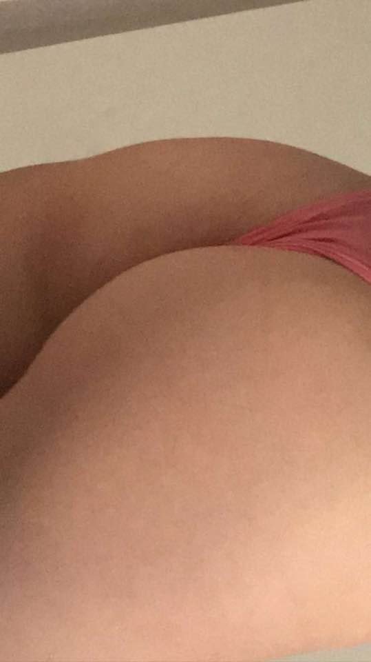 Una diosa de jovencita Rachel  19 años tiene deliciosas sus tetitas🤤😍🍼 #D0Kivf4F