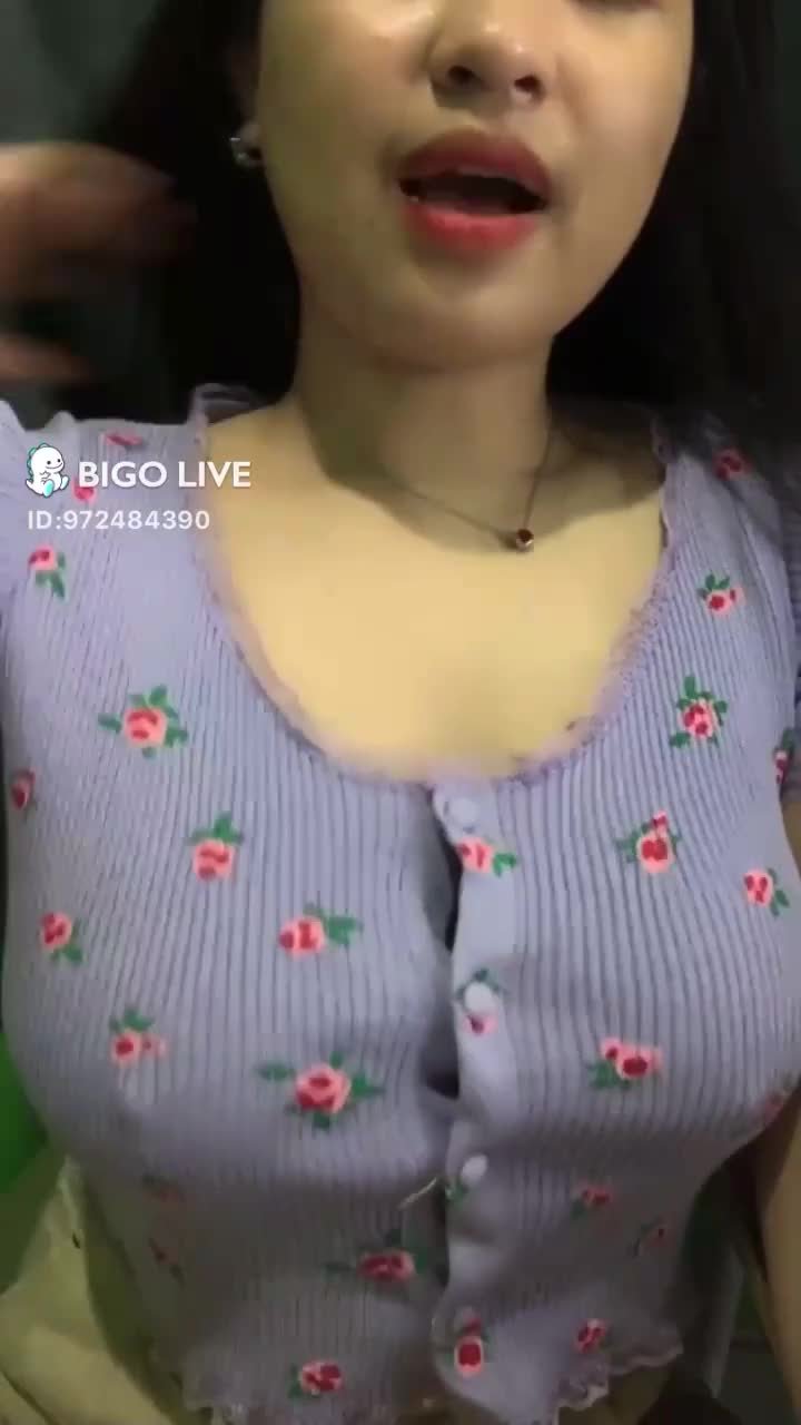 Cewek bigo live lagi sange gemes - Porno - EroMe