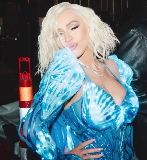 Christina Aguilera Big Tits & Banging Body Has Always Made Me Shoot Big Loads 🥵🤤 #0dVI5OV0