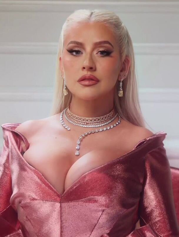 Christina Aguilera Big Tits & Banging Body Has Always Made Me Shoot Big Loads 🥵🤤 #CgZ01K2V