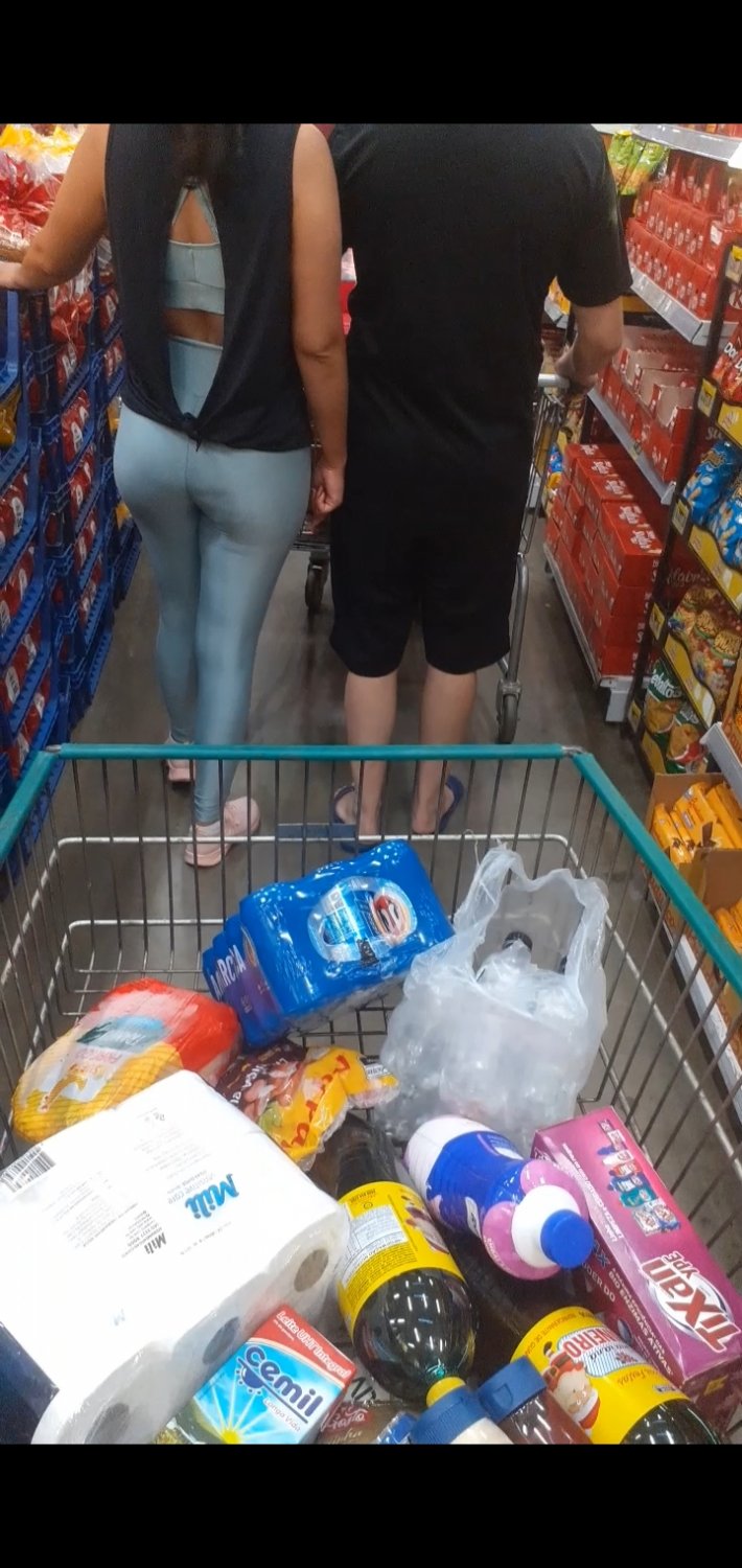 Gostosa no mercado #oWcpv7jQ