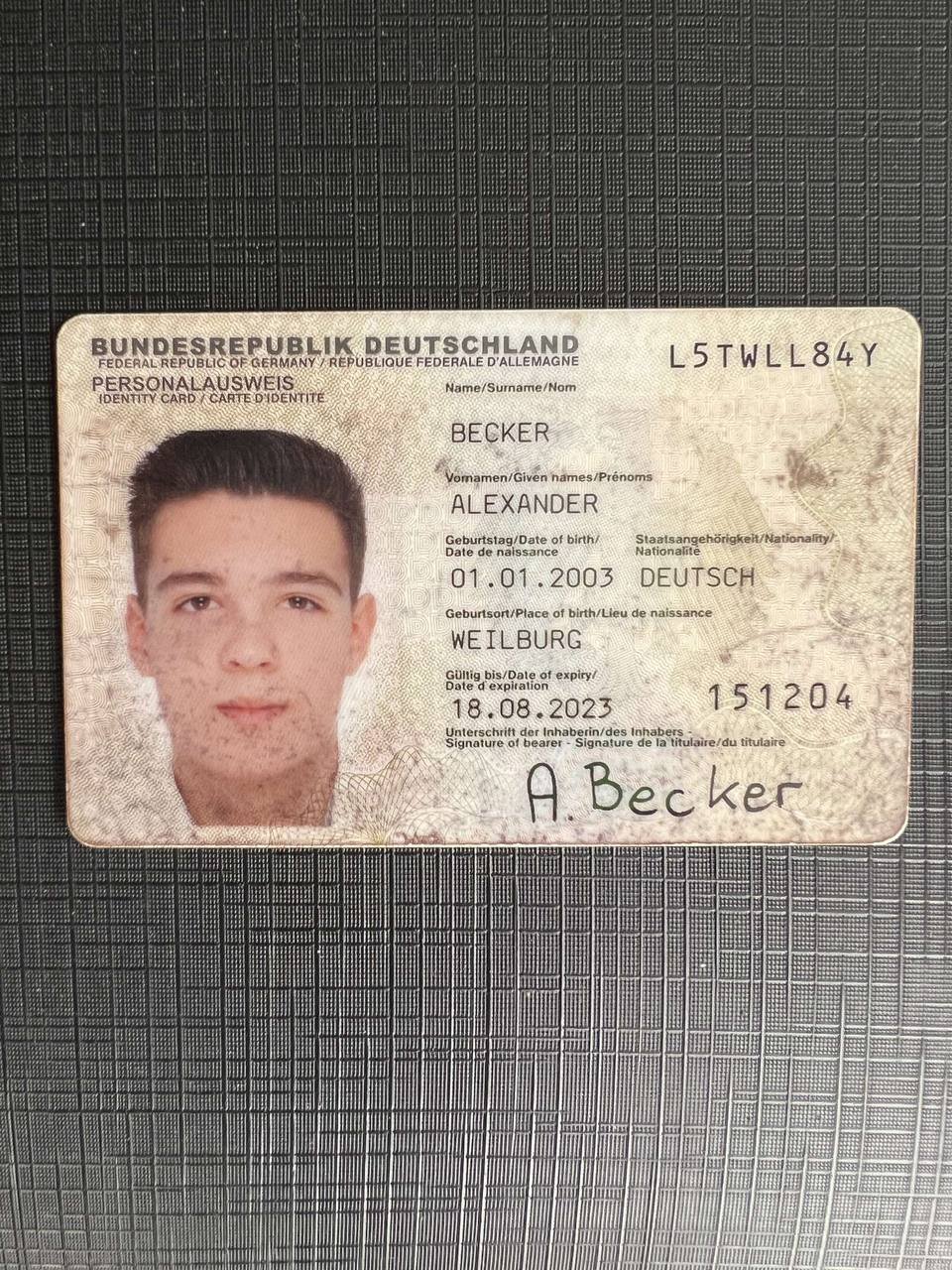 HOTT Faggot #Ecehl6n8