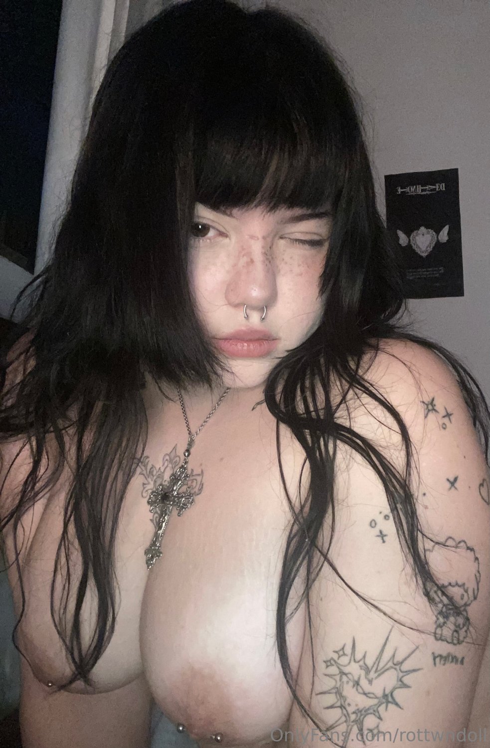 Vivika Gótica #6LmyMpRF