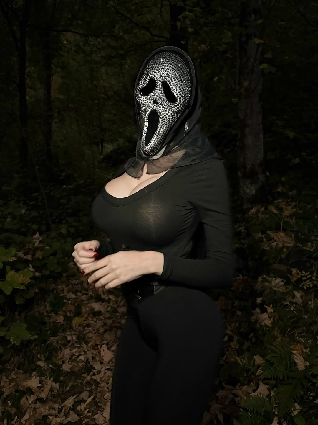 MARTINA VISMARA Halloween costume hot #VuYNB1M0