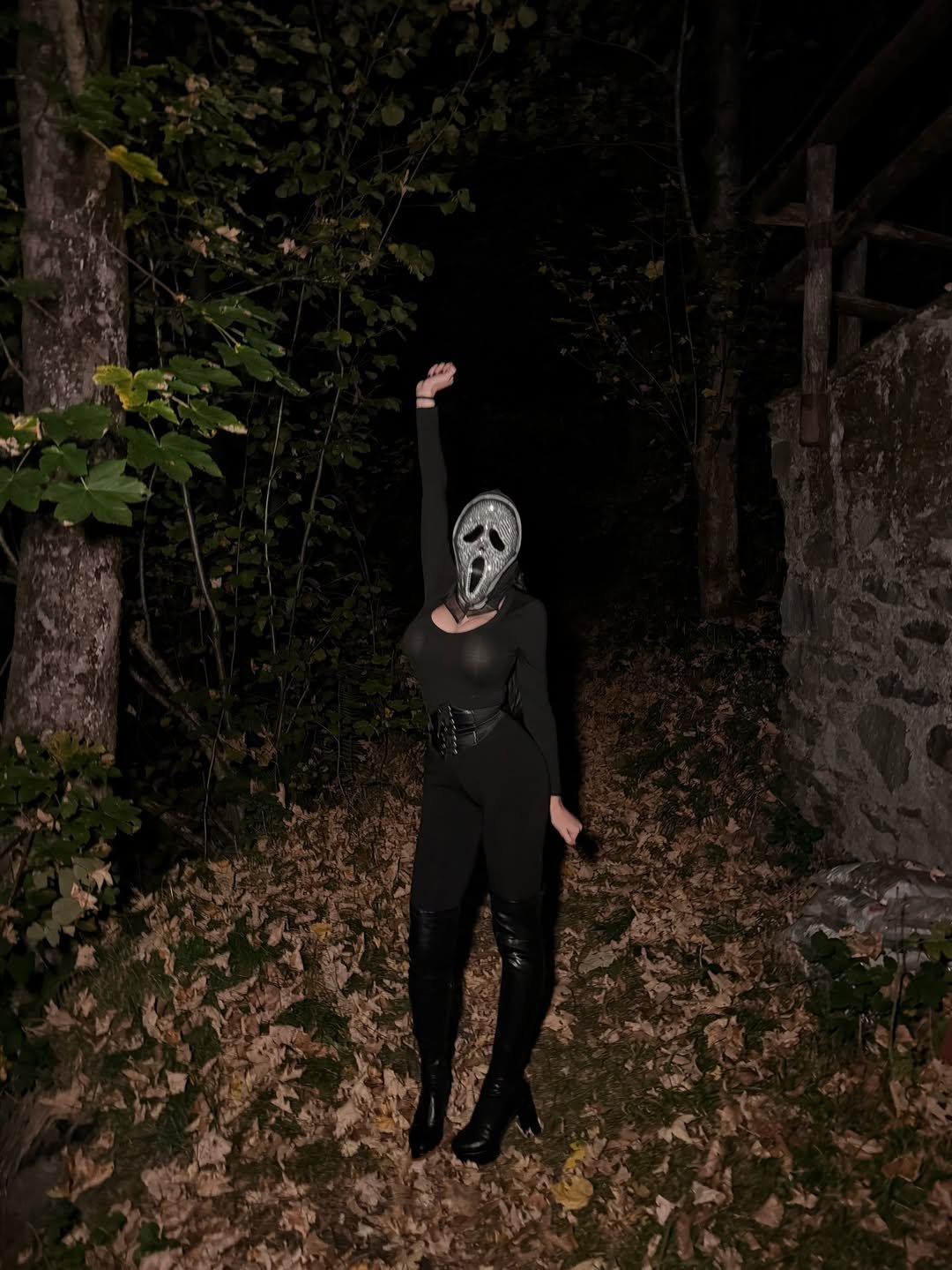 MARTINA VISMARA Halloween costume hot #rRwJzoSz