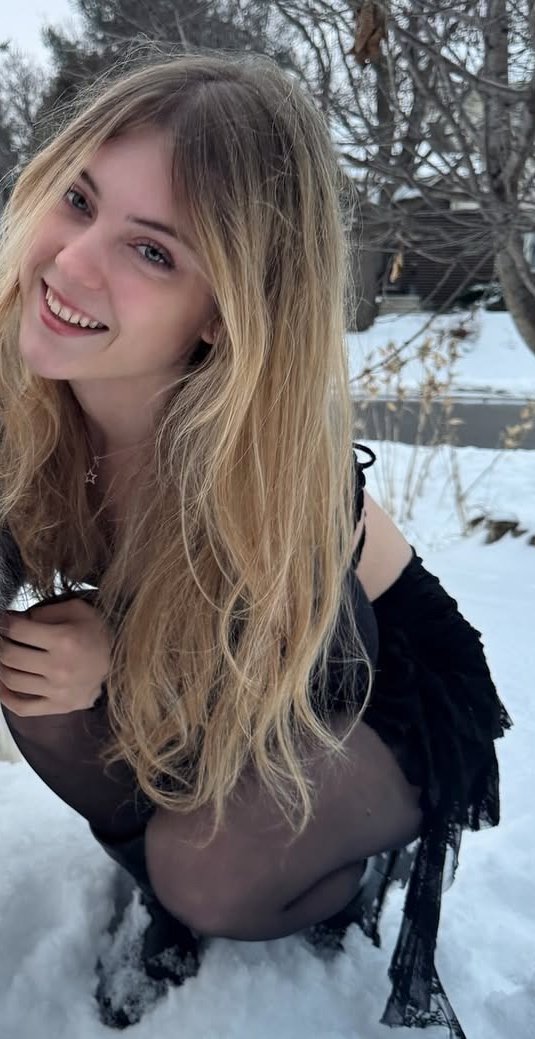 cum slut ari only likes it raw #AWaxhkmO