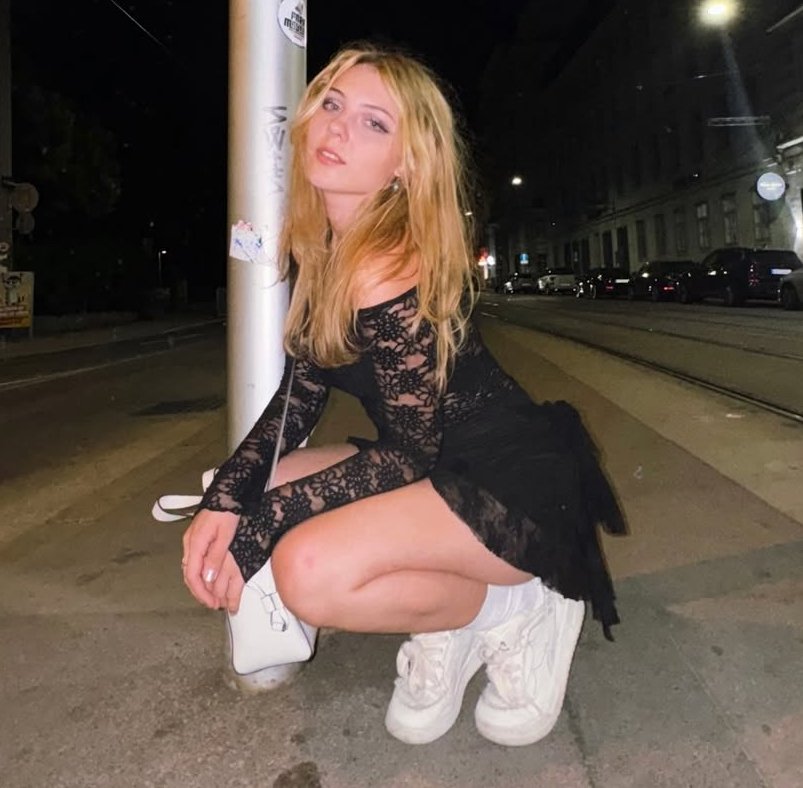 cum slut ari only likes it raw #ZAPxZ8Lg