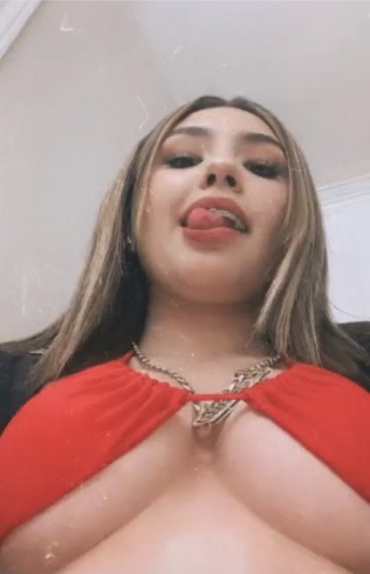 Sexy Latina slut with a perfect body. #BImxEAb4